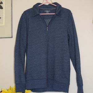 navy blue long-sleeved men’s cotton sweater